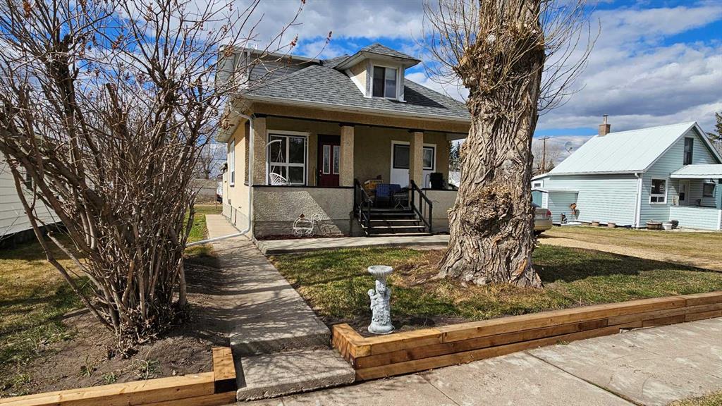 Picture of 5214 50 Street , Castor Real Estate Listing