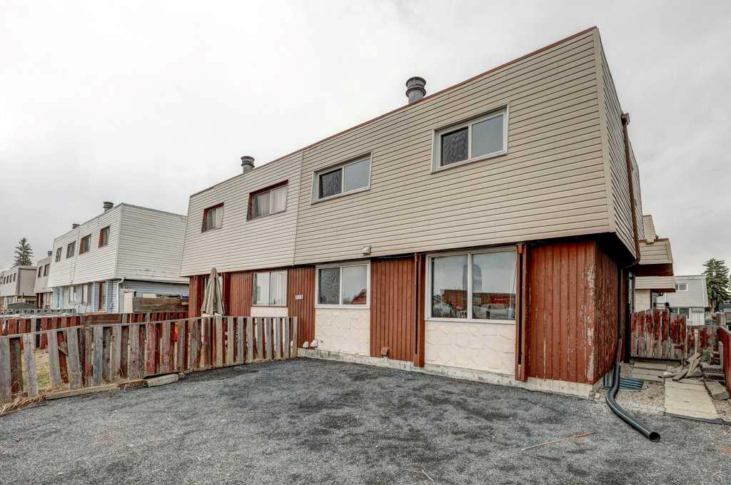 Picture of 1, 519 64 Street NE, Calgary Real Estate Listing