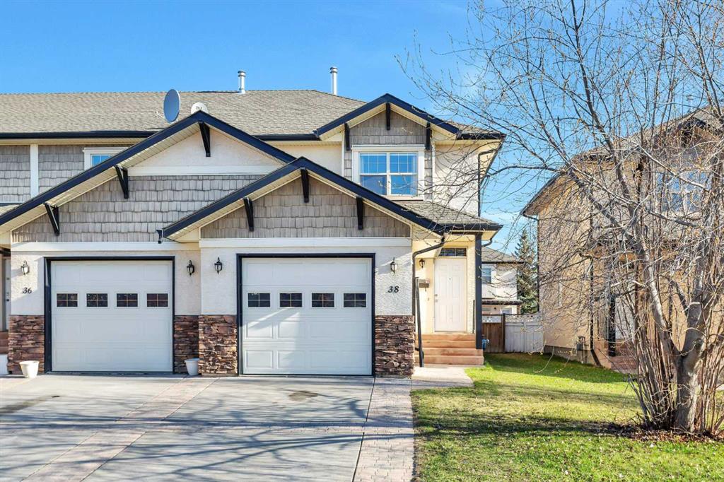Picture of 38 Alberts Close , Red Deer Real Estate Listing