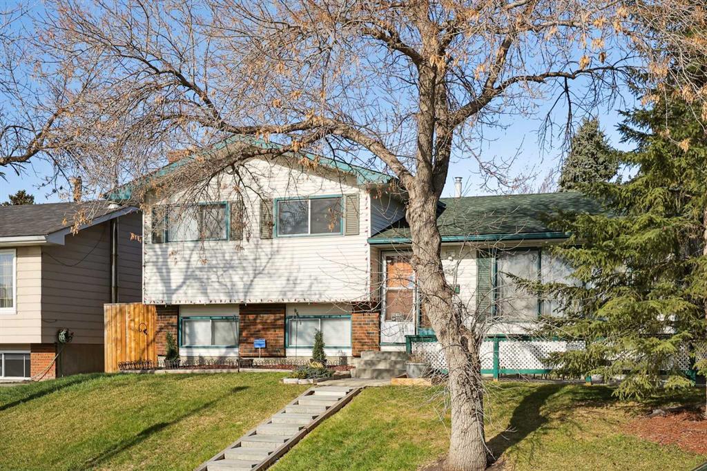 Picture of 355 Pinewind Road NE, Calgary Real Estate Listing