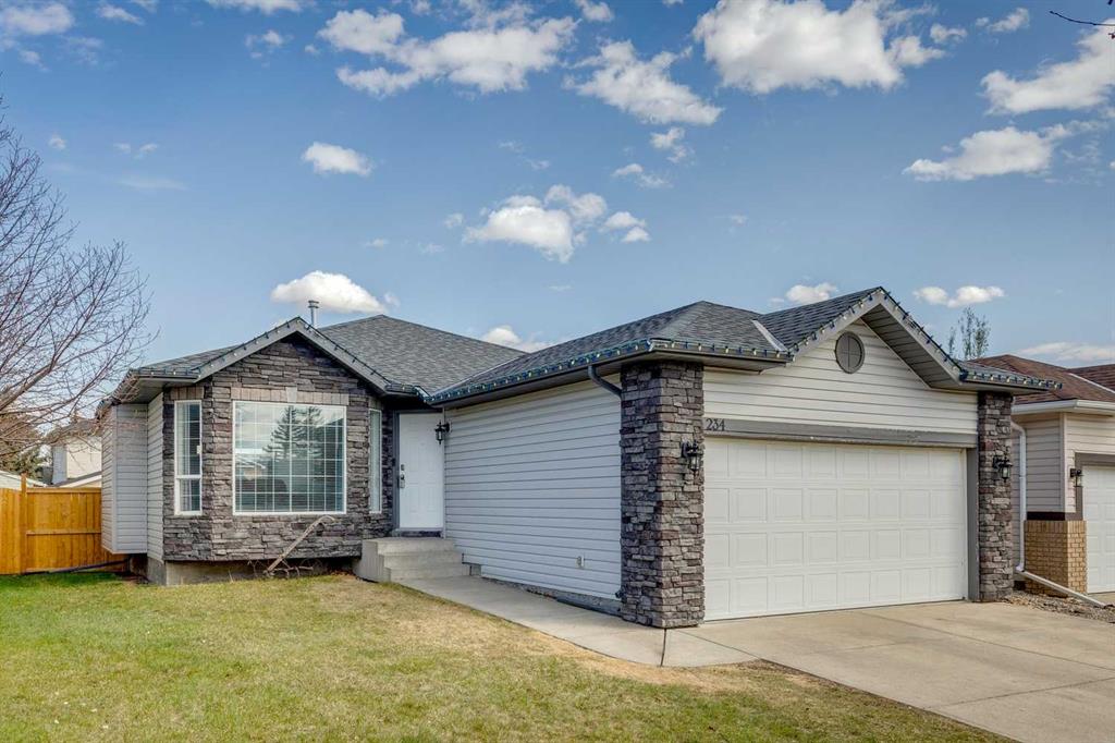 Picture of 234 Woodhaven Drive , Okotoks Real Estate Listing