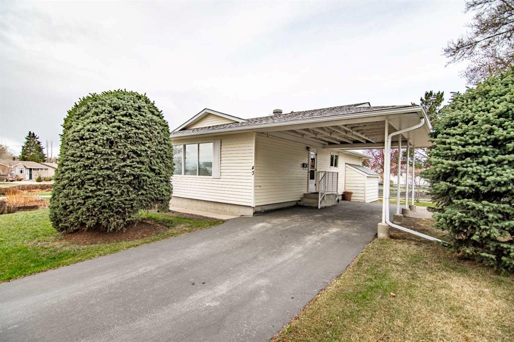 Picture of 43 Sherwood Crescent , Red Deer Real Estate Listing