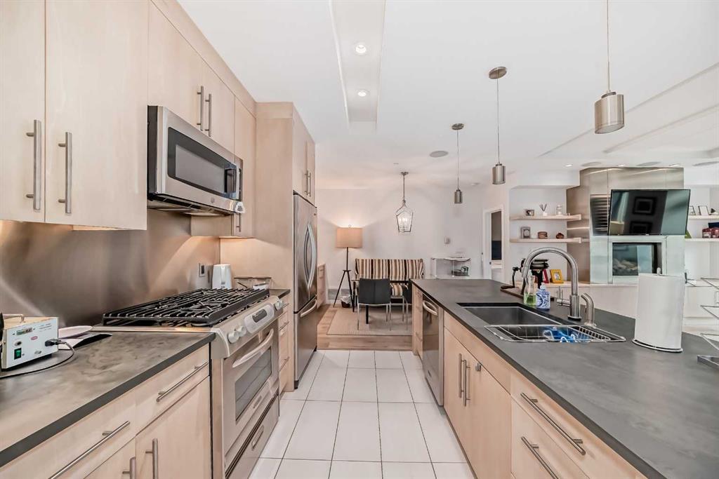 Picture of 205, 701 3 Avenue SW, Calgary Real Estate Listing