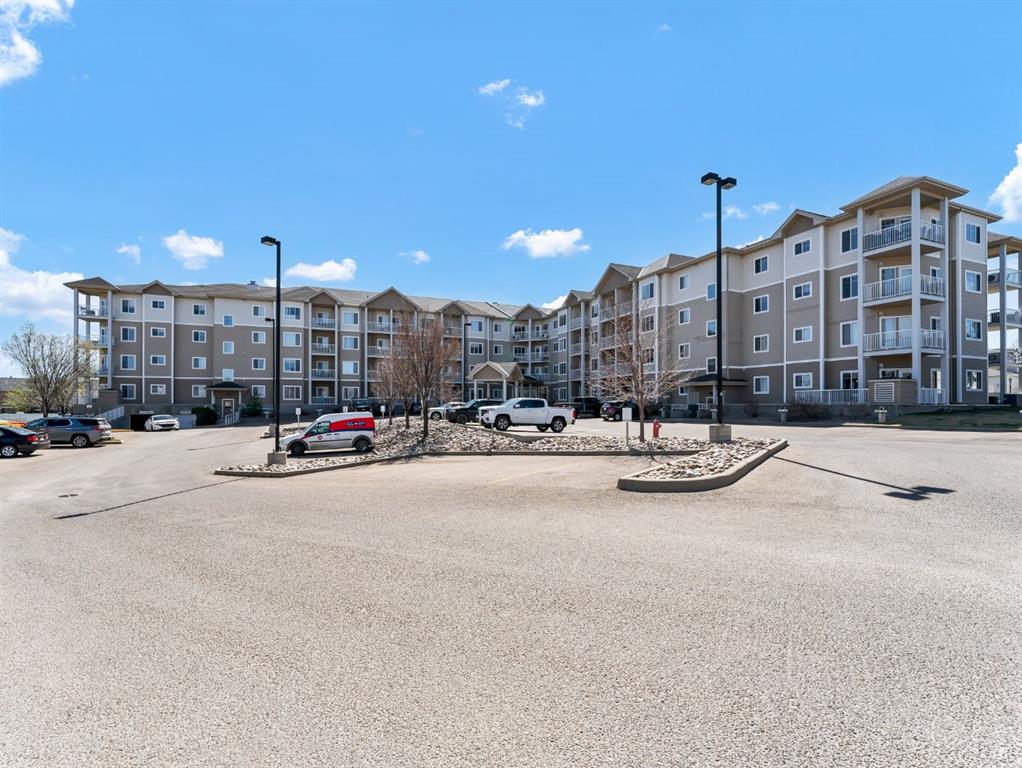 Picture of 309, 194 Sunrise Circle , Medicine Hat Real Estate Listing
