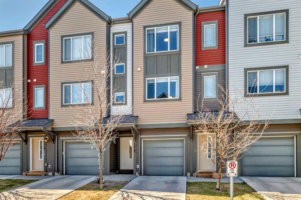 Picture of 172 Copperpond Villas SE, Calgary Real Estate Listing