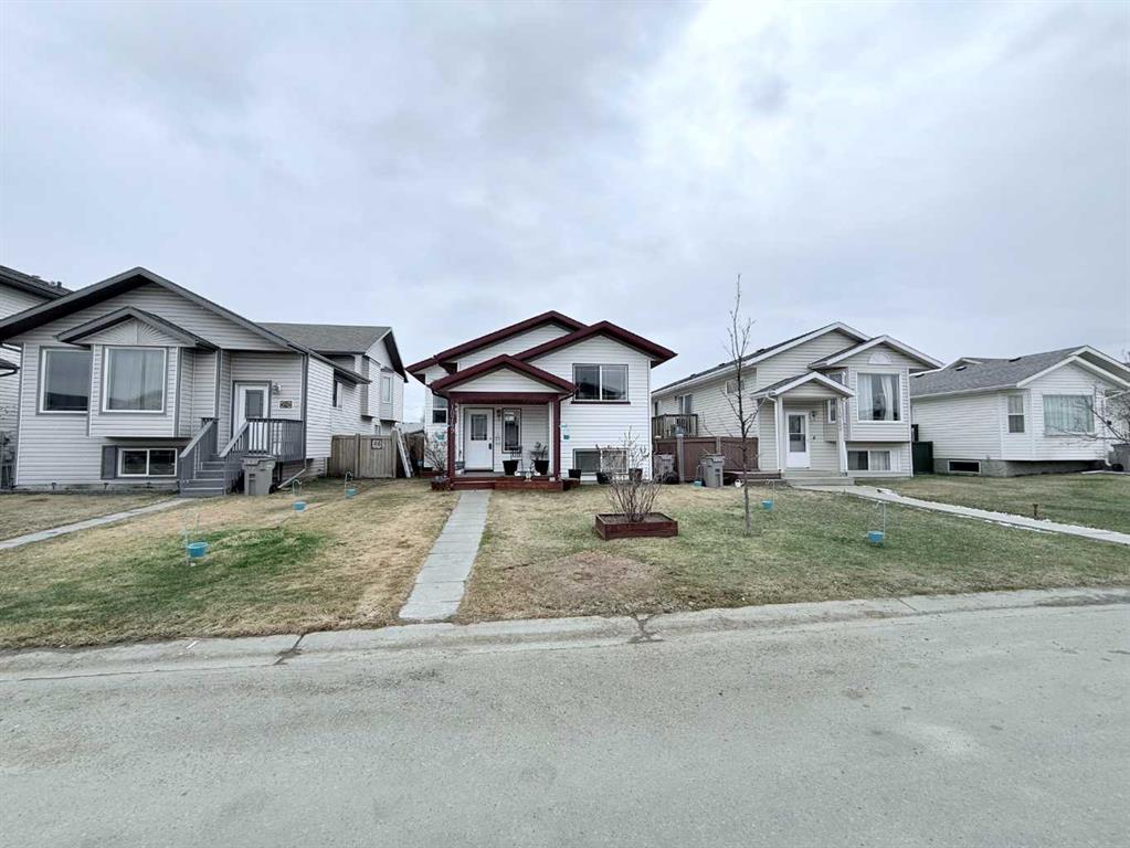 Picture of 10749 73 Avenue , Grande Prairie Real Estate Listing