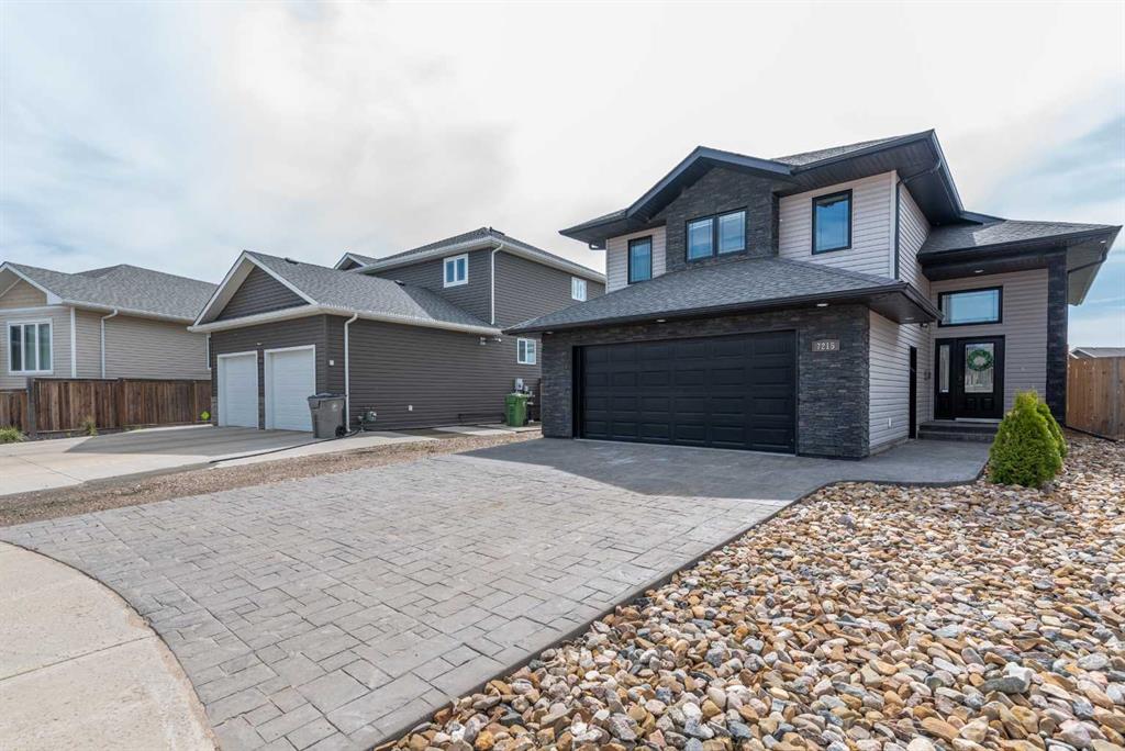 Picture of 7215 39A Street , Lloydminster Real Estate Listing