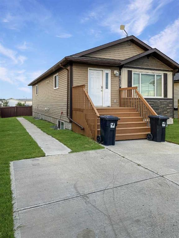 Picture of A, 11207 98 Street , Clairmont Real Estate Listing
