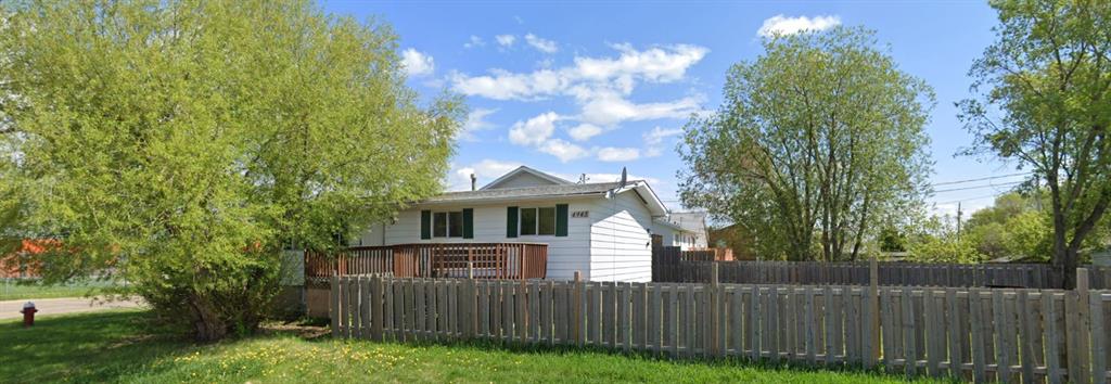 Picture of 4945 60th Avenue  , High Prairie Real Estate Listing