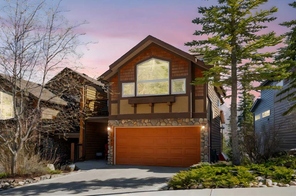Picture of 1152 Wilson Way , Canmore Real Estate Listing