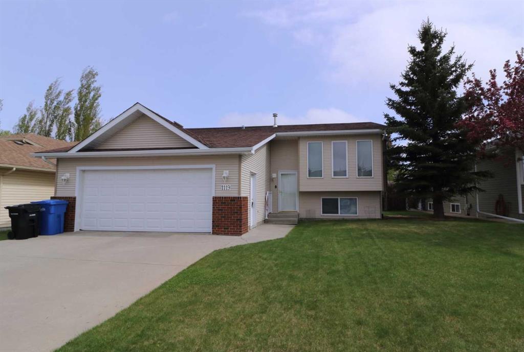 Picture of 1119 Milt Ford Lane NW, Carstairs Real Estate Listing