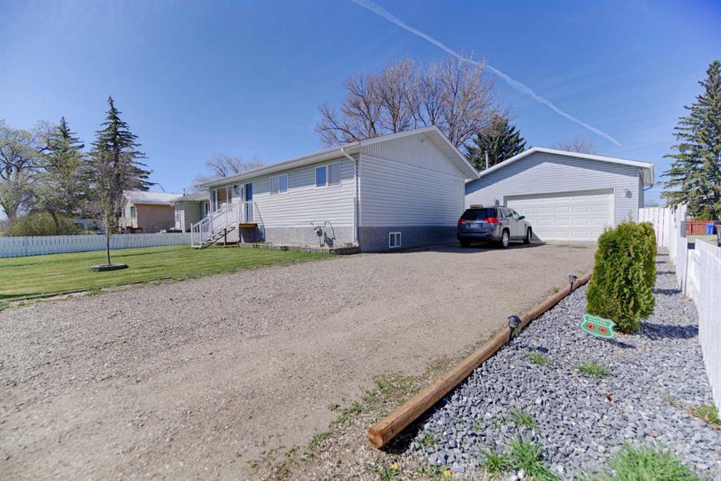 Picture of 5616 54 Street , Taber Real Estate Listing
