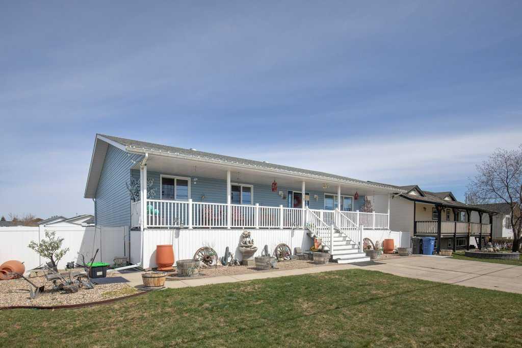 Picture of 1418 Lucina Street , Penhold Real Estate Listing