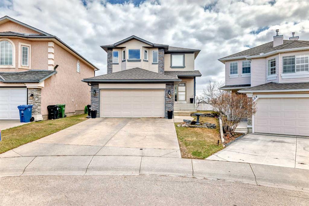 Picture of 130 Tuscarora Close NW, Calgary Real Estate Listing
