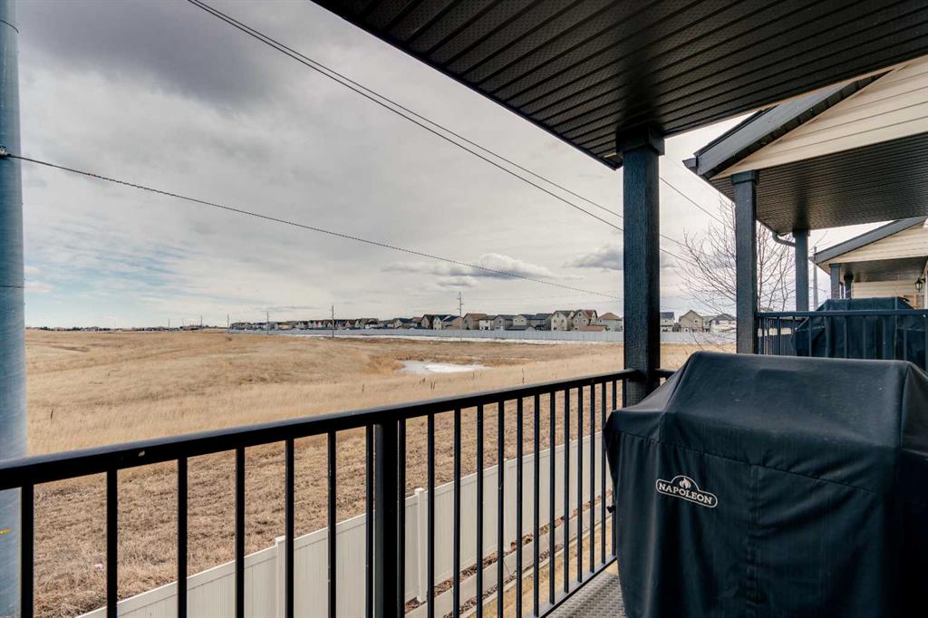 Picture of 357 Copperpond Landing SE, Calgary Real Estate Listing