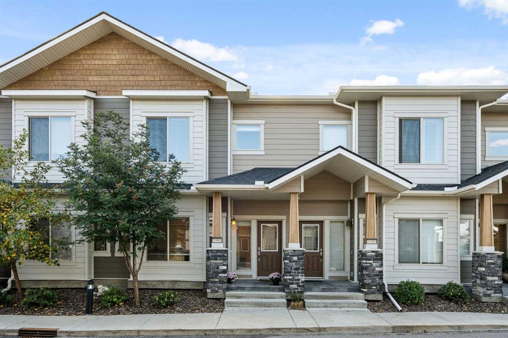 Picture of 80 Cougar Ridge Landing SW, Calgary Real Estate Listing