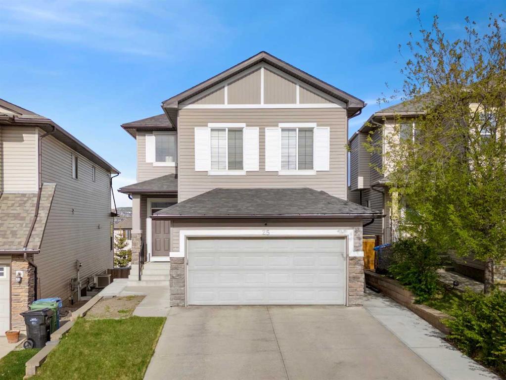 Picture of 25 Pantego Link NW, Calgary Real Estate Listing