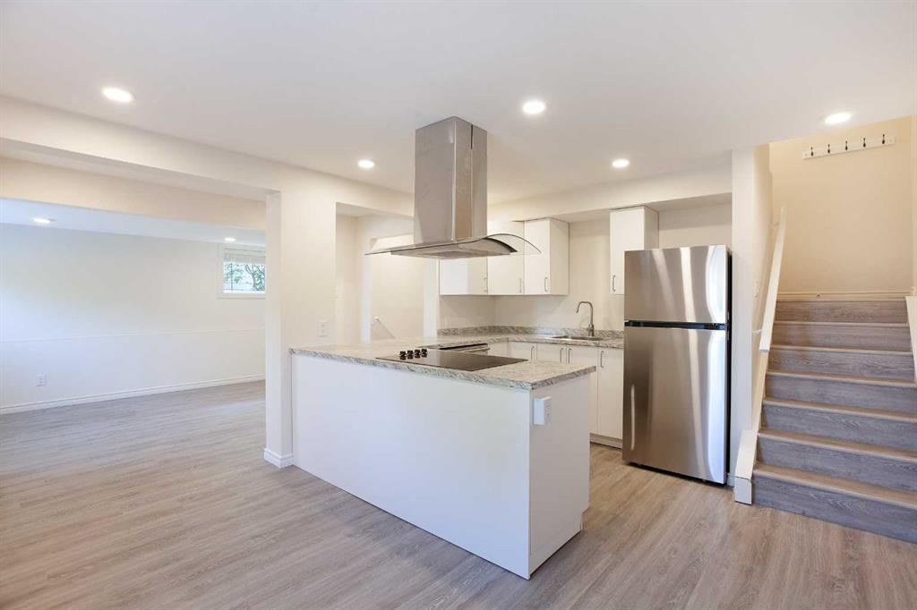 Picture of 111 Deer Ridge Way SE, Calgary Real Estate Listing