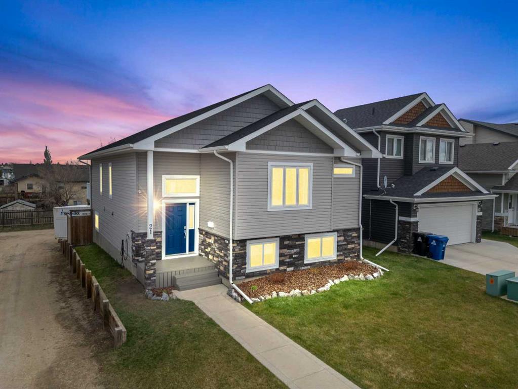 Picture of 21 Portway Close , Blackfalds Real Estate Listing