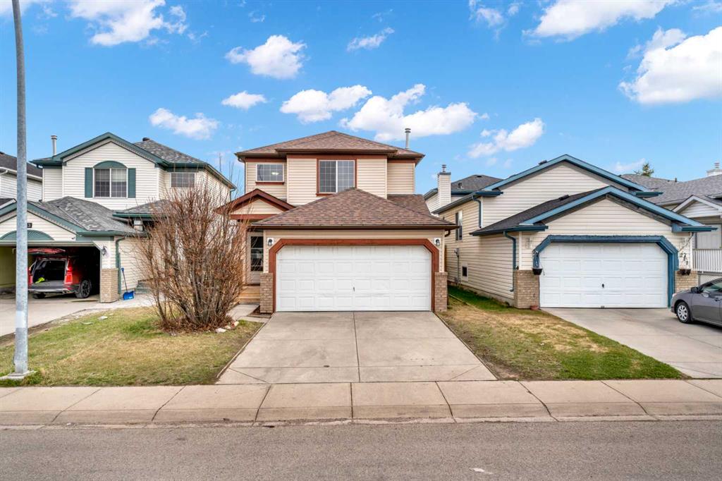 Picture of 207 Martin Crossing Close NE, Calgary Real Estate Listing
