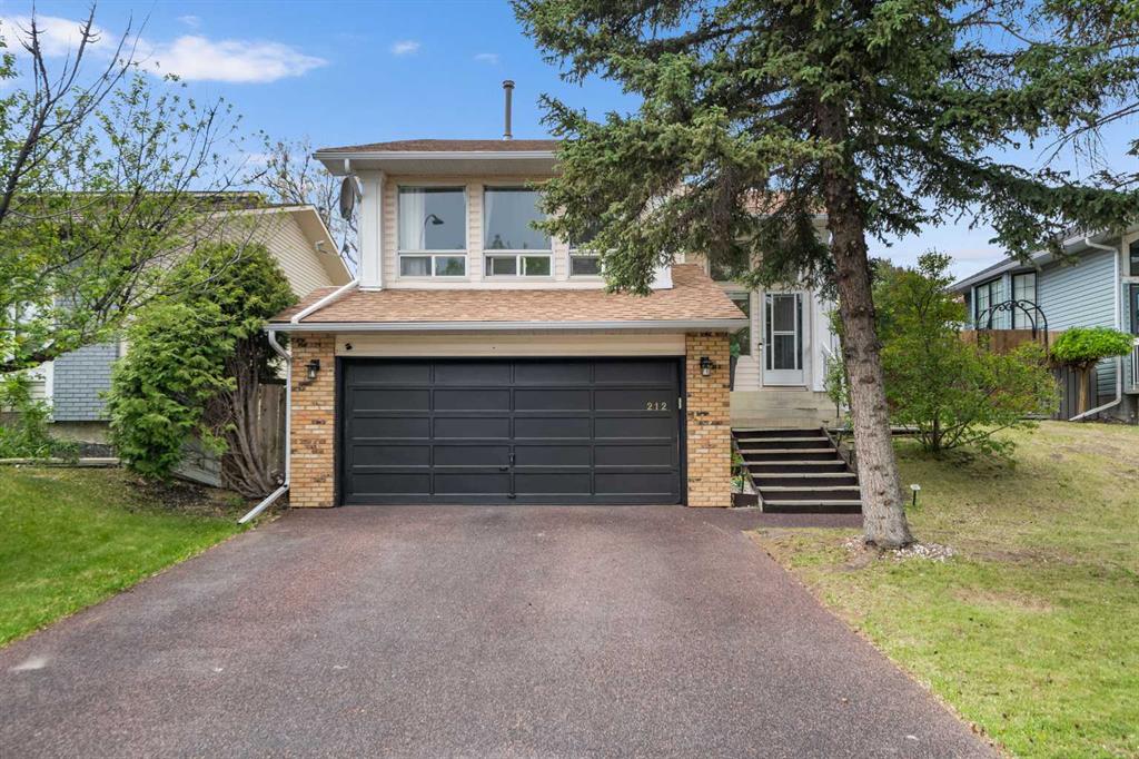 Picture of 212 Woodbine Boulevard SW, Calgary Real Estate Listing