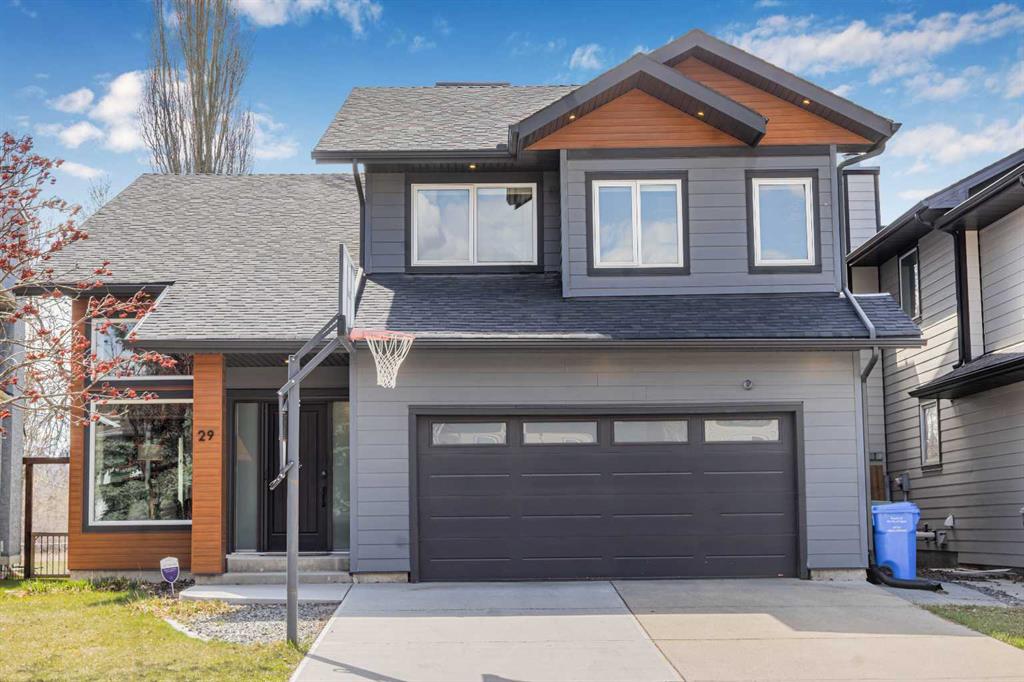 Picture of 29 Douglasbank Way SE, Calgary Real Estate Listing