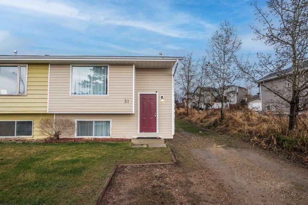 Picture of 51 Westview Drive , Sylvan Lake Real Estate Listing
