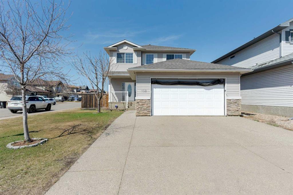 Picture of 102 Pike Bay , Fort McMurray Real Estate Listing