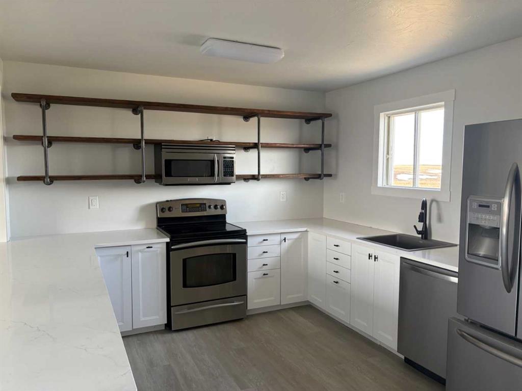 Picture of 5204 51 Avenue , Alix Real Estate Listing