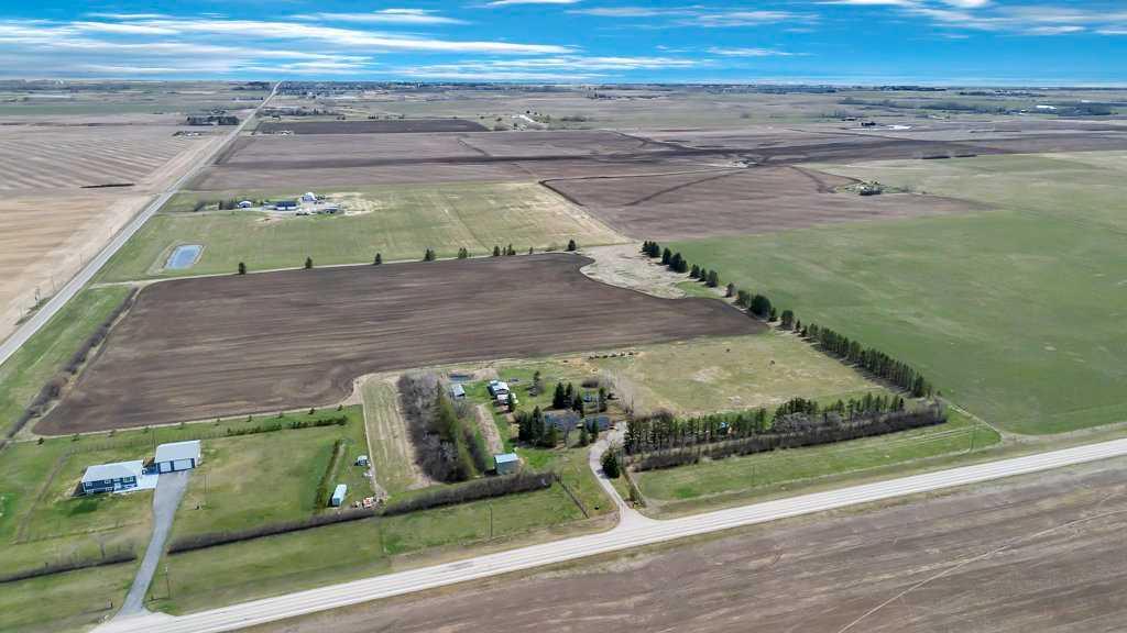 Picture of 243071 Range Road 255  , Rural Wheatland County Real Estate Listing