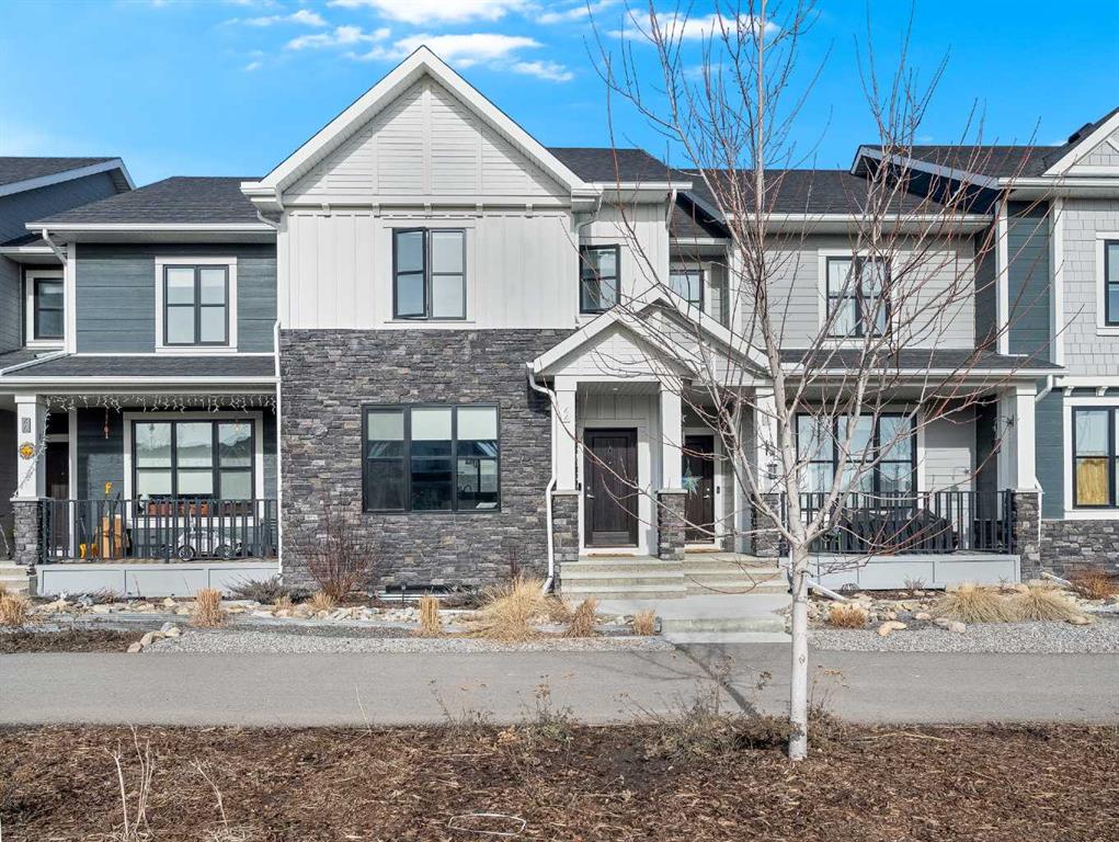 Picture of 44 D\'arcy Boulevard , Okotoks Real Estate Listing