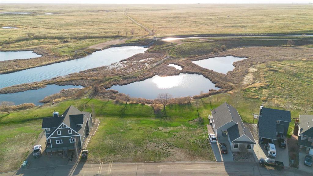 Picture of 104 White Pelican Way , Lake Newell Resort Real Estate Listing