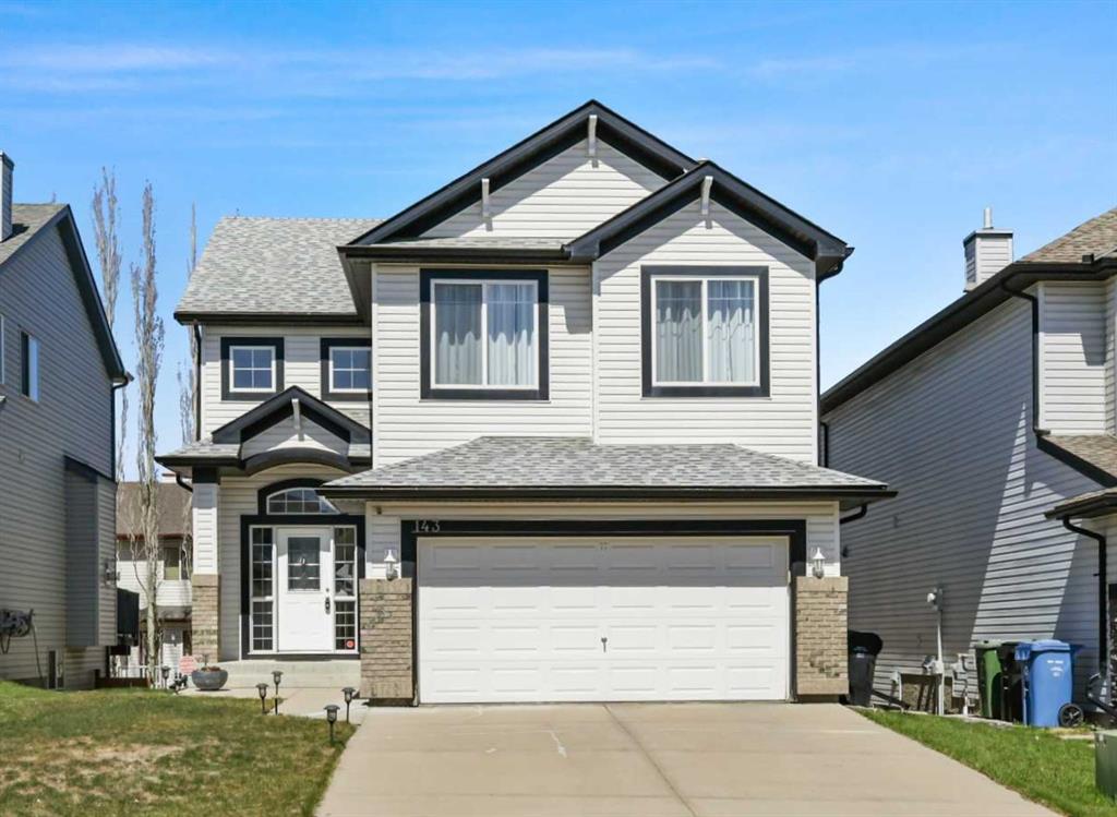 Picture of 143 Everhollow Way SW, Calgary Real Estate Listing