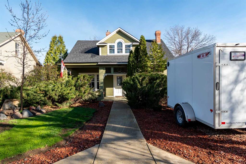 Picture of 340 5 Street SE, Medicine Hat Real Estate Listing