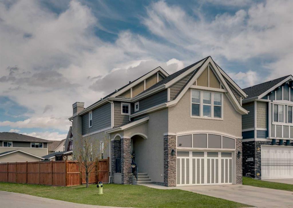 Picture of 40 Marquis Crescent SE, Calgary Real Estate Listing