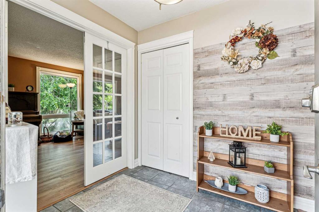 Picture of 220 72 Avenue NE, Calgary Real Estate Listing