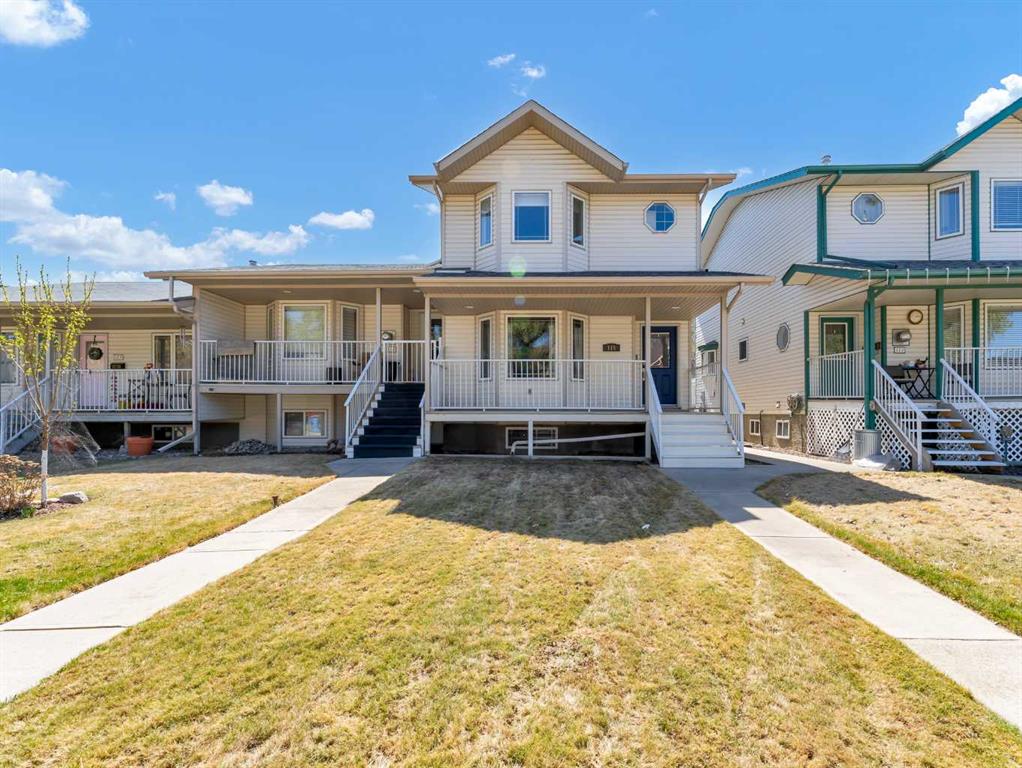 Picture of 115 3 Street NE, Medicine Hat Real Estate Listing