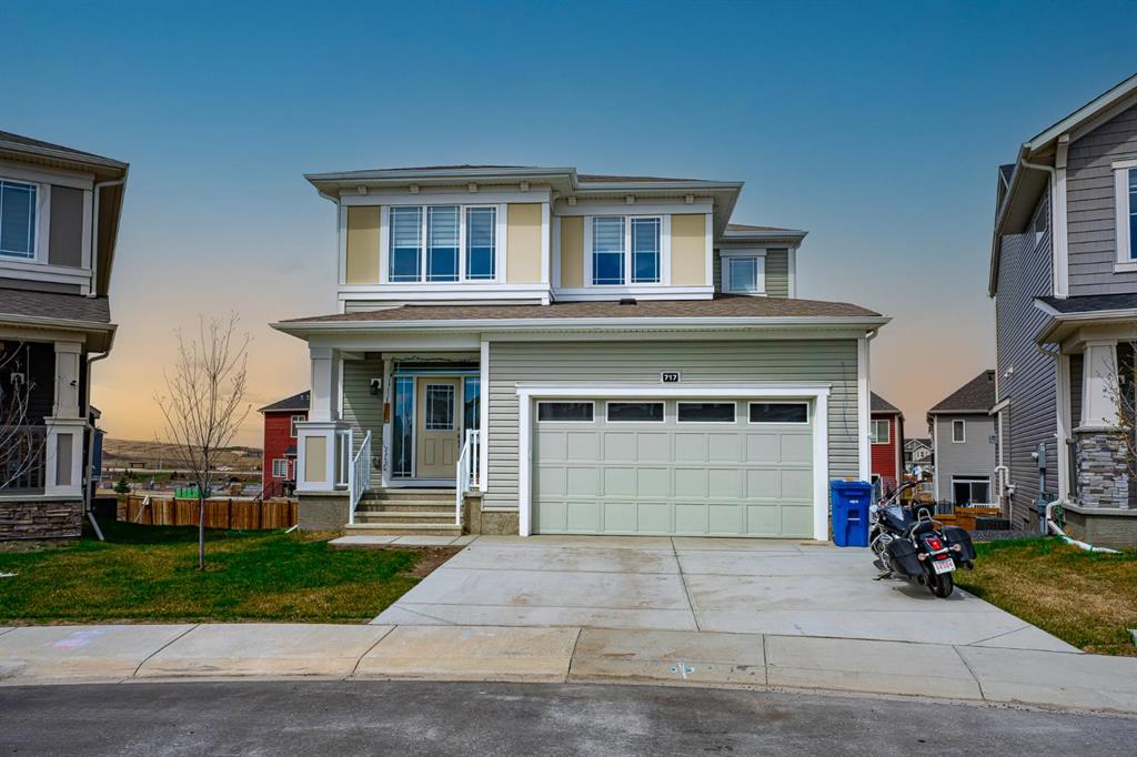 Picture of 717 Windrow Manor SW, Airdrie Real Estate Listing