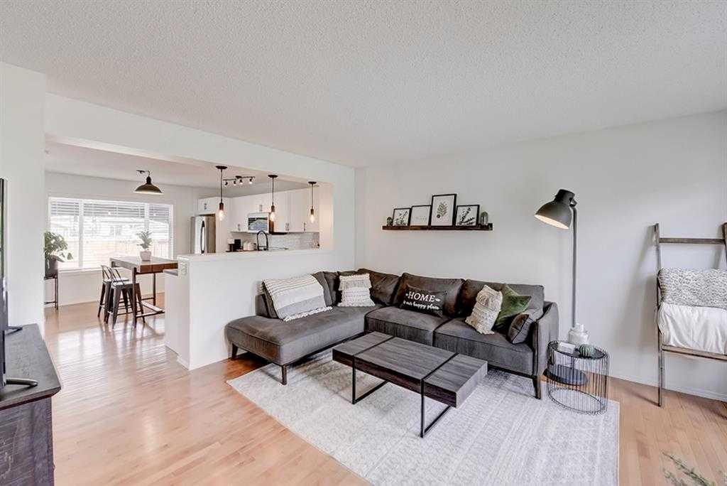 Picture of 12 Elgin Meadows View SE, Calgary Real Estate Listing