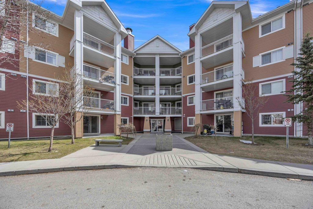 Picture of 3425, 10 Prestwick Bay SE, Calgary Real Estate Listing