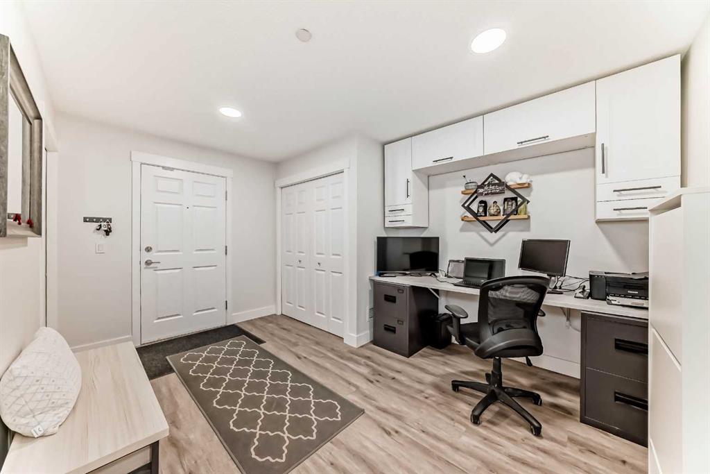 Picture of 1301, 279 Copperpond Common SE, Calgary Real Estate Listing