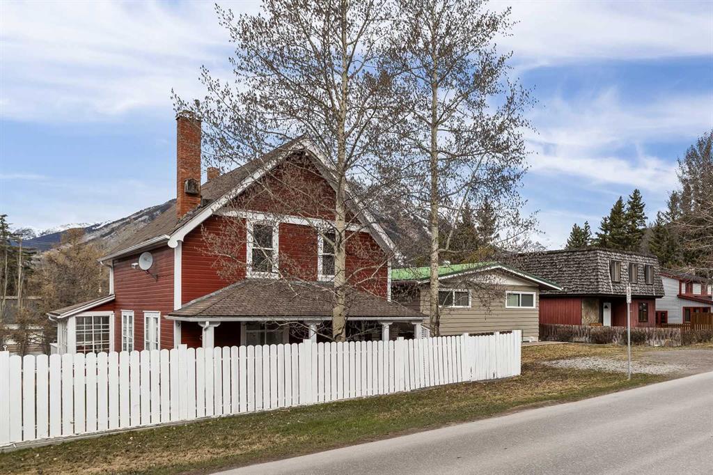 Picture of 203 Otter Street , Banff Real Estate Listing