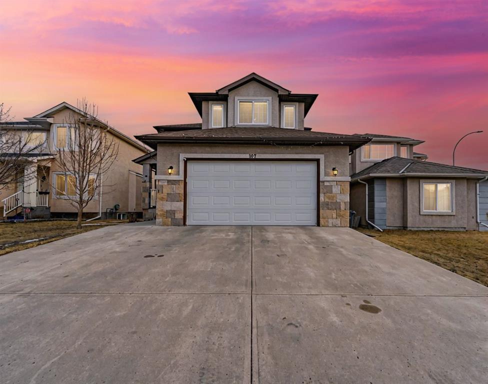 Picture of 107 east lakeview Court , Chestermere Real Estate Listing