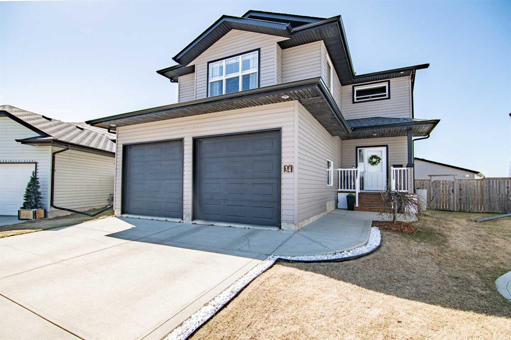 Picture of 34 McDougall Close , Penhold Real Estate Listing