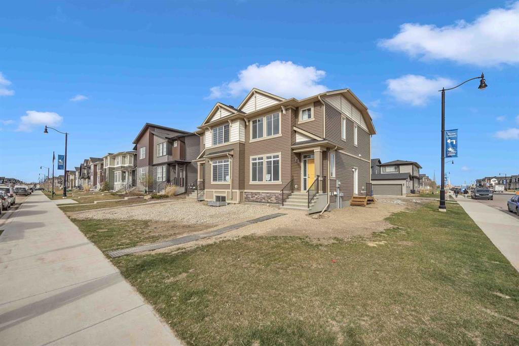 Picture of 400 DAWSON Drive , Chestermere Real Estate Listing