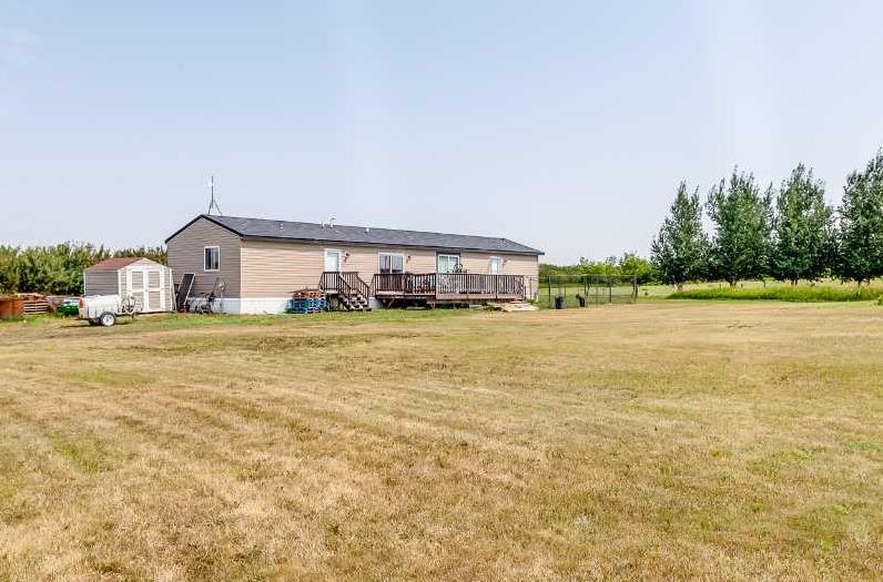 Picture of 190003 240 Range Road , Rural Vulcan County Real Estate Listing