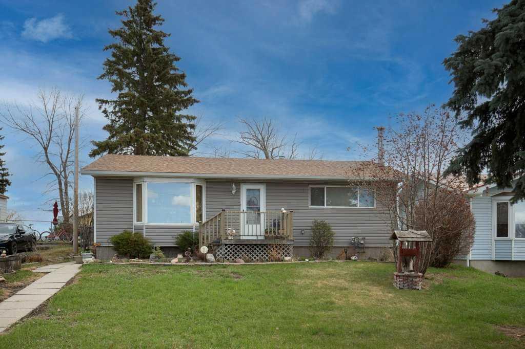 Picture of 4028, 49 Avenue  , Innisfail Real Estate Listing
