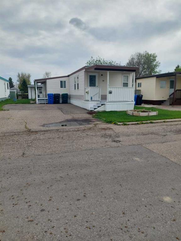 Picture of 35, 1410 43 Street S, Lethbridge Real Estate Listing