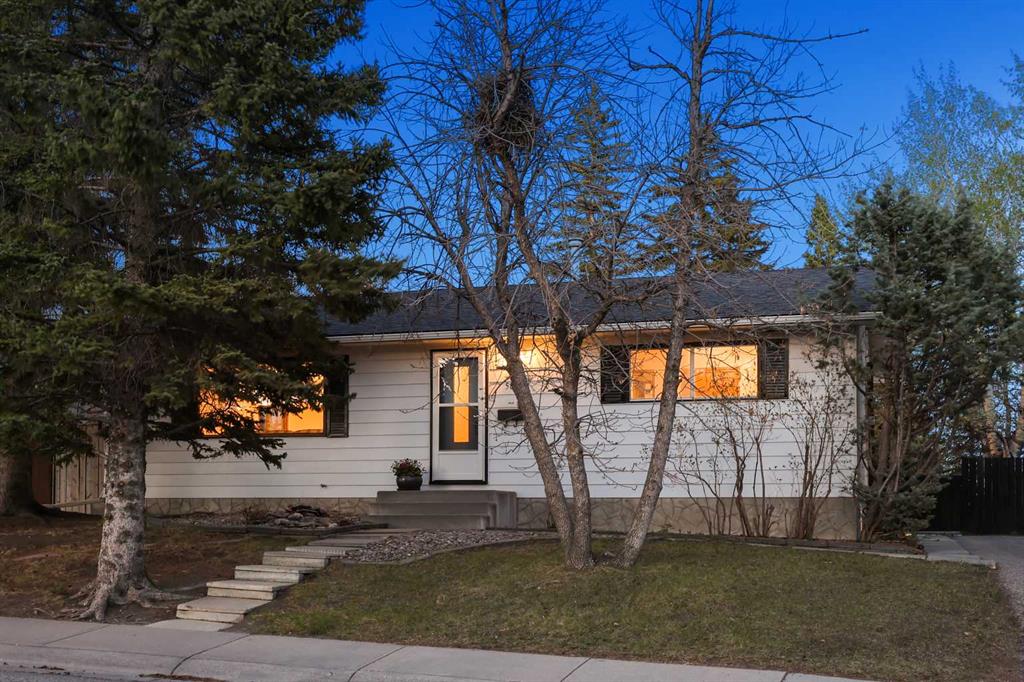 Picture of 5840 DALGETTY Drive NW, Calgary Real Estate Listing