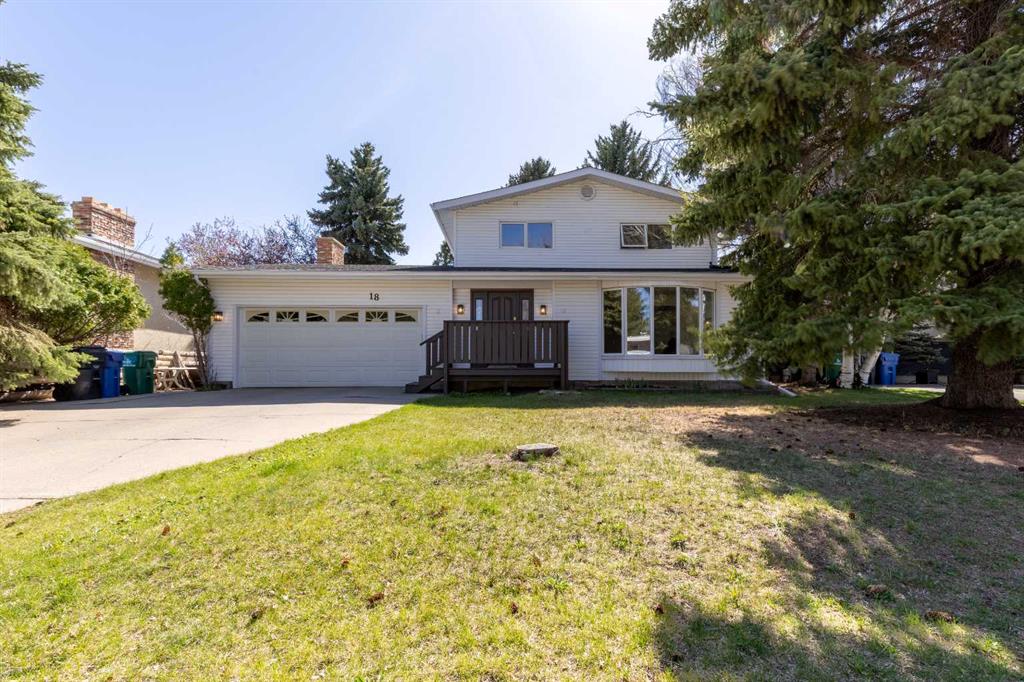 Picture of 18 Queens Road W, Lethbridge Real Estate Listing